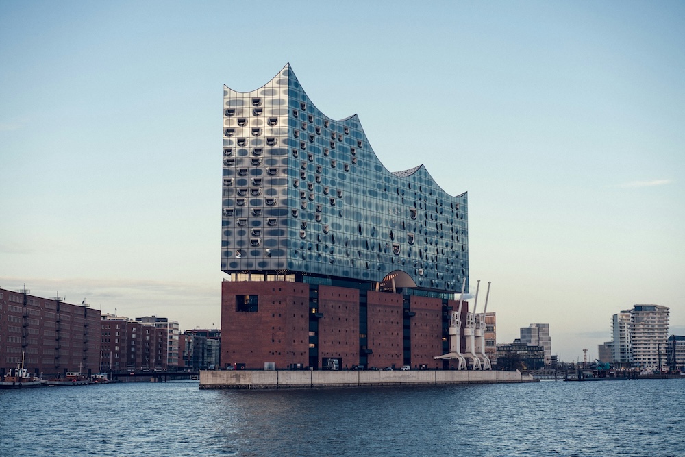 Elbphilharmonie in Hamburg als Beispiel eines Großprojektes